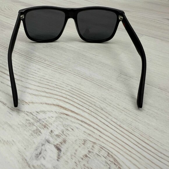 GUCCI GG0010S 001 Sunglasses Black Frame Grey Lenses 58mm - Picture 6 of 9